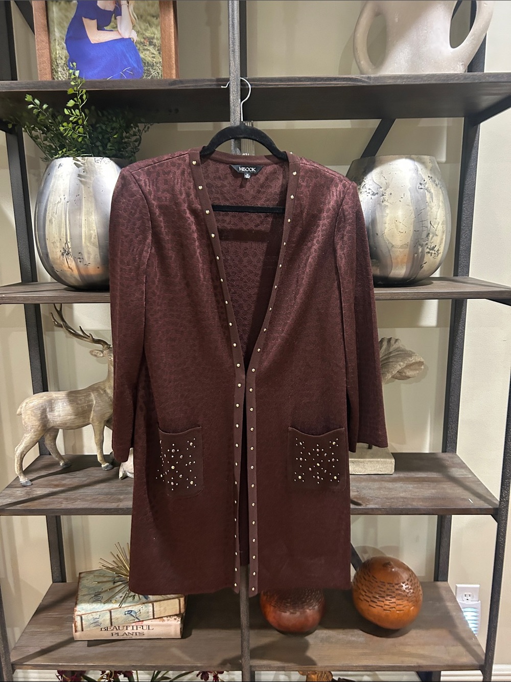 Misook medium Sleeve Studded Pocket Cardigan - Brown
